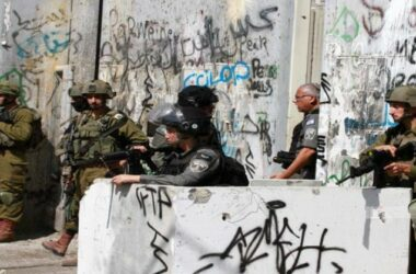 soitiz's tweet image. Update: Israeli Soldiers Shoot A Palestinian In #Ramallah, Abduct Another Near #Safit - imemc.org/?p=159376 #Palestine