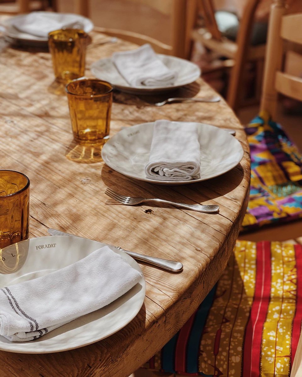 EsCodolForadat_'s tweet photo. Ja tenim la taula apunt !!! Només falteu vosaltres, us esperem!!!🙌🏻
#EsCodolForadat #Formentera #TableReady #Mitjgorn #Paradis https://t.co/9sRdu9BIxv