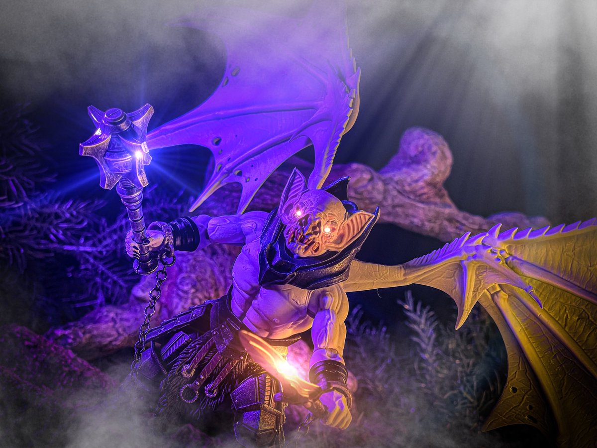 toyetic40s's tweet photo. CHILDREN OF THE NIGHT #MythicLegions #Vallak #Phobus #Vargg #IllythiaWave #Vampires #fourhorsemenstudios #FourHorsemen #ACTIONFIGURES #ActionFigurePhotography #ToyPhotography #ToyPic_Community @mythiclegions @toypic_tweets https://t.co/BrjdkEfD7I