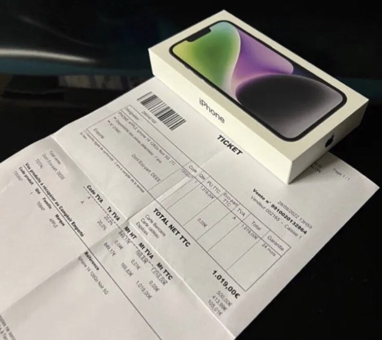 Doxzyeth's tweet image. 🎁 #GIVEAWAY #CONCOURS 🎁

🔥 IPHONE 14

Pour participer :

➡ Follow 
@Shiuuto

➡ RT ce tweet
➡ Tag un ami(e)
🕘 Tirage au sort le 20 Octobre 

Bonne chance à tous ! 🍀