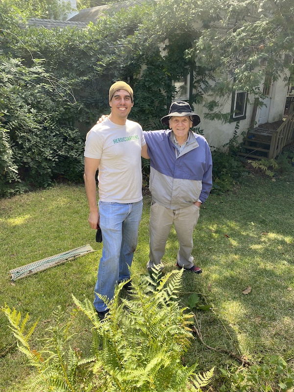 GardensHeroic's tweet photo. What are you doing Saturday? Plant a flower bed with us and install a raised bed in Lindenwold, NJ. Can't make it? Join us in October and November across the Delaware Valley to help Veterans experience the healing power of plants! #grateful #usveterans #gardening #letfreedombloom https://t.co/eVpWsx2ppI