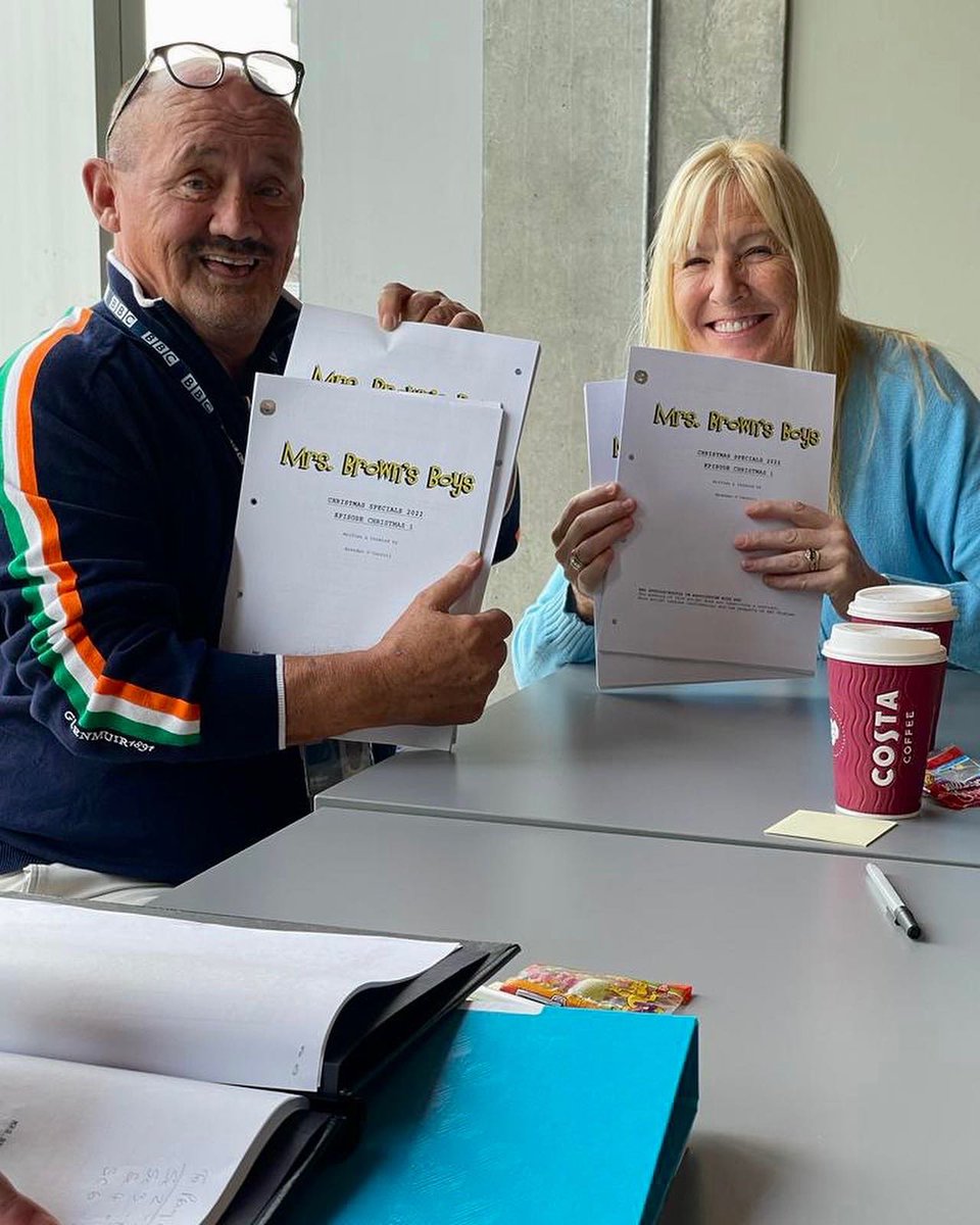 MrsBrownsBoys's tweet photo. Super excited to be back in BBC doing the first read through of our new script for the Christmas Day Special  🎄 ❤️ @RTEOne @BBCOne @JustinTVJustin @JennyGibney @BbMrsbrownsboys @EilishOCarroll @OCarrollFiona @paddyhoulihan @officialeregan https://t.co/sumYGyU2wP