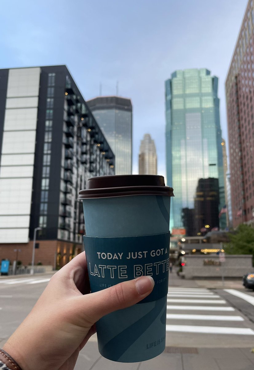 KelAlexander_'s tweet photo. Last day of #ExponentConference22 calls for a crisp morning walk to @cariboucoffee! Prepared for networking and final sessions☕️ https://t.co/cHAV4j5C0M