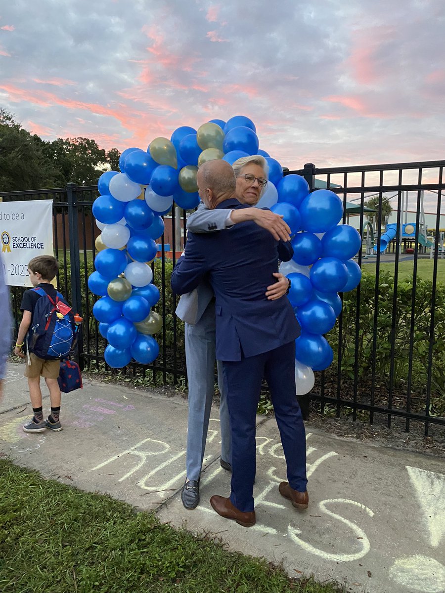 AddisonGDavis's tweet photo. You know it’s a great Walk to School Wednesday at @gradytigers when Mayor @JaneCastor joins us! Proud of this school community for encouraging healthy habits. And thank you to to ALL crossing guards who safeguard our students daily! https://t.co/i7xwxVIqh6