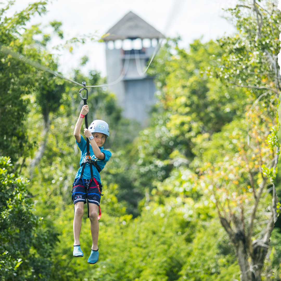 CasaTortuga_'s tweet photo. Admira la belleza natural de #cenotes #casatortuga con la vista que disfrutarás desde nuestra #tirolesa.😱
Con tu entrada, tienes acceso a esta actividad que te hará sentir la #adrenalina al máximo.
¡Te esperamos! 😉
#estademoda #mexico #vacaciones #orgullomexicano #aventura https://t.co/9oMDZhezoo