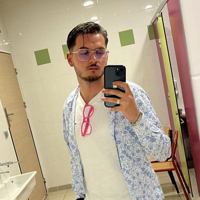 Alexis_7fit's tweet photo. #NouvellePhotoDeProfil https://t.co/4wSEtgjpIz