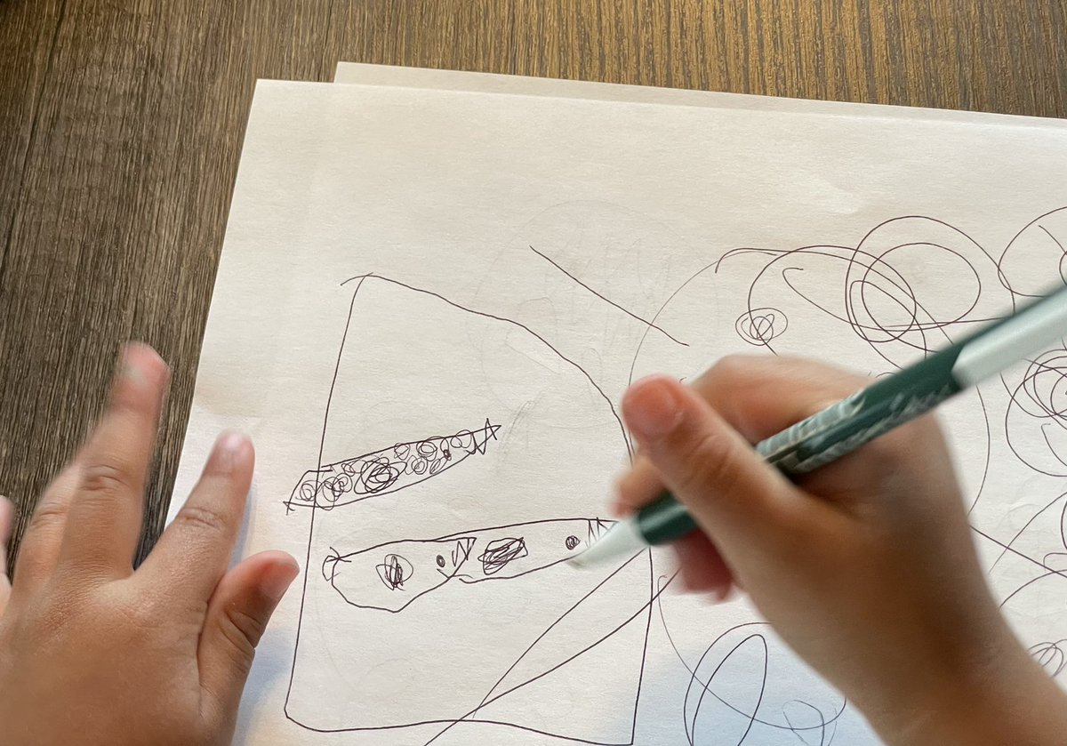 SolomonRDavid's tweet image. Cecelia’s first #GARtwork! 
She even drew some different species (check out different patterns and snouts!)

Proud Junior #GarLab Parent👍