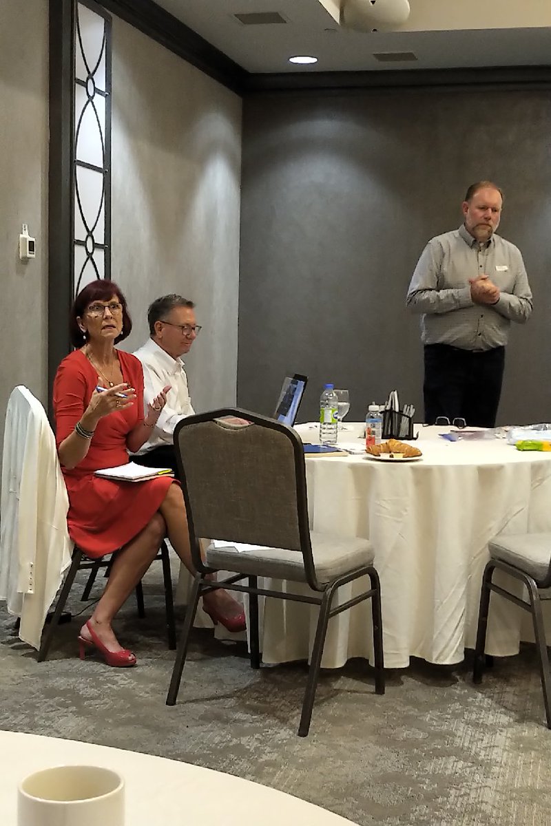 CherylOdeeHelm's tweet photo. CCTC (Canadian Communications &amp; Technology Consultants) Networking Forum held Oct 6, 2022 in Toronto - great learning and networking opportunity. Thank you @ScottMurphyDP for presenting, Henry Dortmans for moderating and @_the_Helm for always asking questions. https://t.co/7mWlIzhtXu