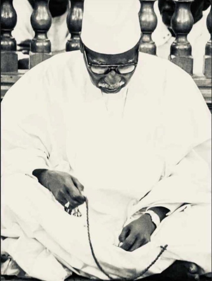 fayead_'s tweet photo. Serigne Mbaye Sy Mansour❤yal na fi yagg lol th andak wëër🤗🙏🏾 https://t.co/Zkg0EZnJcH