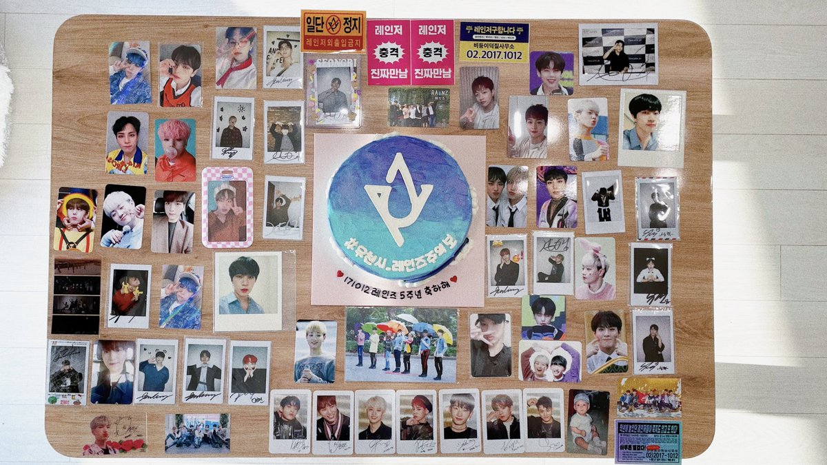 5_56520's tweet photo. 올해도 사랑해 💙💚💙💜💛❤️🧡 #레인즈 #RAINZ
#레인즈_5주년_축하해 #레인즈_레인저_영원히_함께하자 #TIME_FOR_RAINZ
#우천시_레인즈주의보
#김성리 #주원탁 #이기원 #장대현 #홍은기 #변현민 #서성혁 https://t.co/V34XpJGv7s