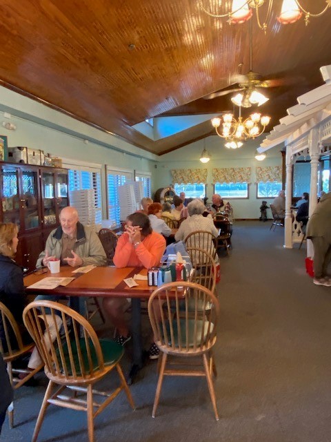 AARPMD's tweet photo. When you join AARP Maryland as a volunteer or sign up with a local chapter, you can meet new people, give back and have fun! Join your local AARP chapter today: https://t.co/0NCMFDLtvS #DoughRoller #oceancitymaryland https://t.co/RmWd7sOPEU