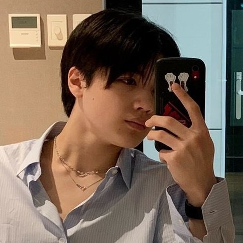 yumakore's tweet photo. I AM NOT OKAY AT ALL https://t.co/BAcGwPpAsX