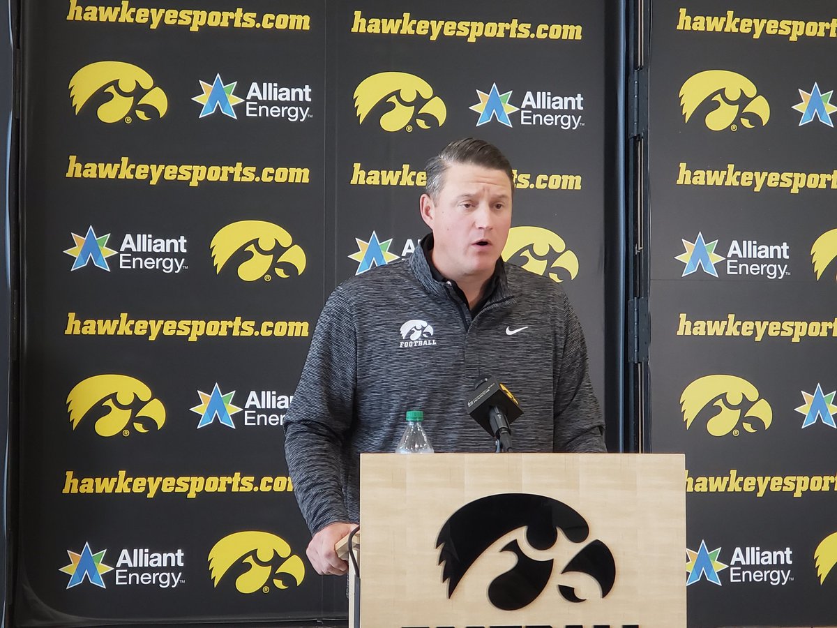 Tom Kakert on Twitter "Brian Ferentz meeting with the media"