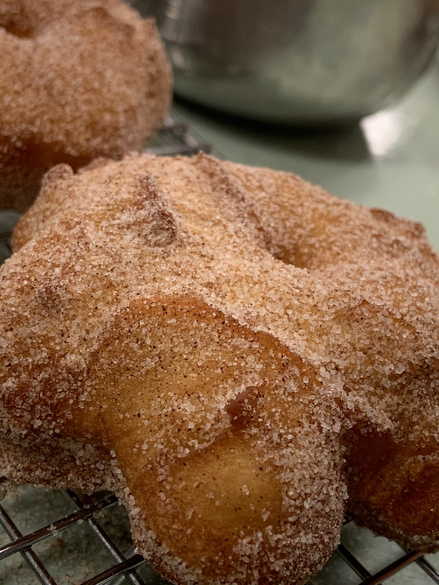 JHSCulinaryLA's tweet photo. Juniors made donuts! After a long day with PSAT, they used there pre-made dough they made yesterday. They start the frying and glazing. #TampaJHS #JHSCulinary #Food #foodphotography https://t.co/tH5UkgxS7P
