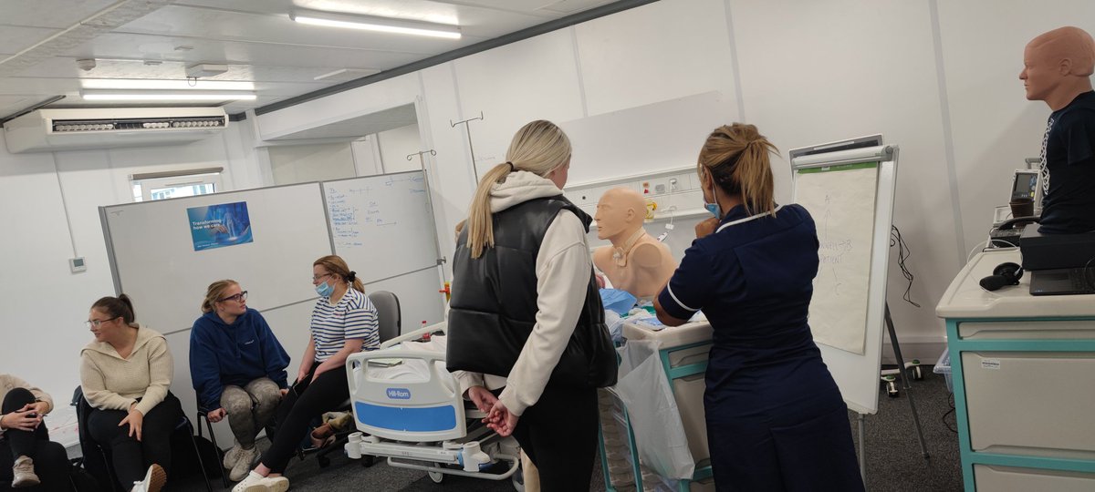 AMU @ ELHT tweet media