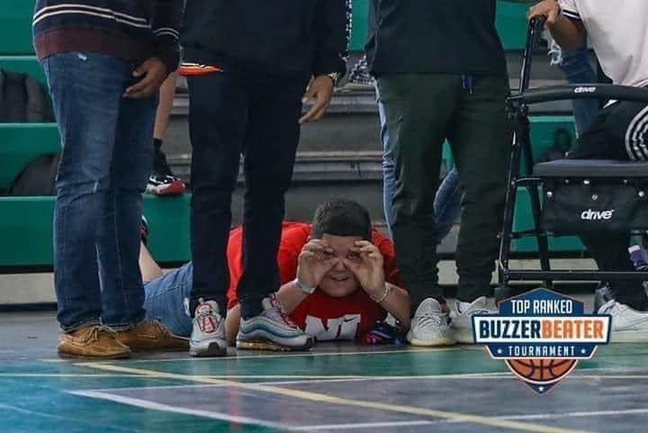 DeblexE's tweet photo. Tu crush viendo como le importas cosas a tu novio en el Prime Day pero a él le regalas tu 4x4 gratis por tu cumpleaños https://t.co/ZLzmjFjvHC