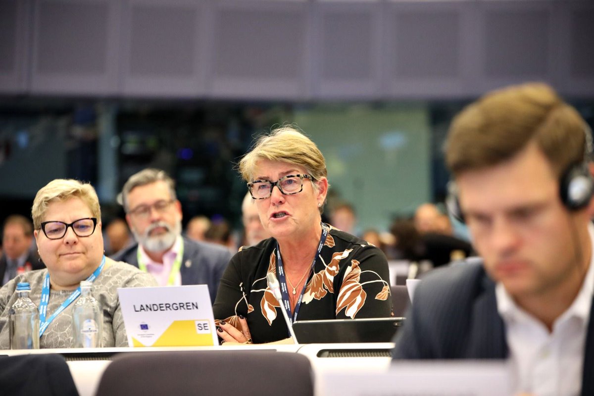ulandergren's tweet photo. Today I said goodbye ⁦@EU_CoR⁩ It has been fantastic years, it has been a pleasure to work with all the members. I have learn so much and I take with me lots of good memory’s. My message to you -Show that the local and regional level all ways counts ⁦@RenewEuropeCoR⁩ https://t.co/51UHFuq2Ab