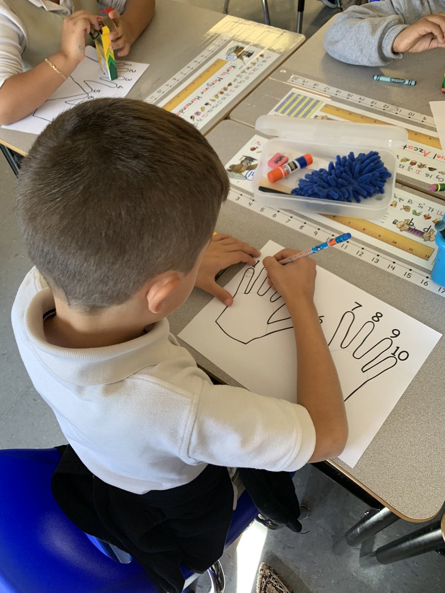 MrsSiano_RBPS's tweet photo. Exploring with new math tool as we begin our addition and subtraction unit! @MsFoster_RBPS @rbpsEAGLES https://t.co/ScUoGNuVA2