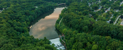 SummitExecutive's tweet photo. Did you know? The #GorgeDam is set to be removed in the near future, a huge step forward for the restoration of the #CuyahogaRiver. 
You are invited to attend a public meeting at the Natatorium in Cuyahoga Falls on October 31. 
Click here to learn more: https://t.co/aD4nSyPcST https://t.co/3v5O1C8W4s