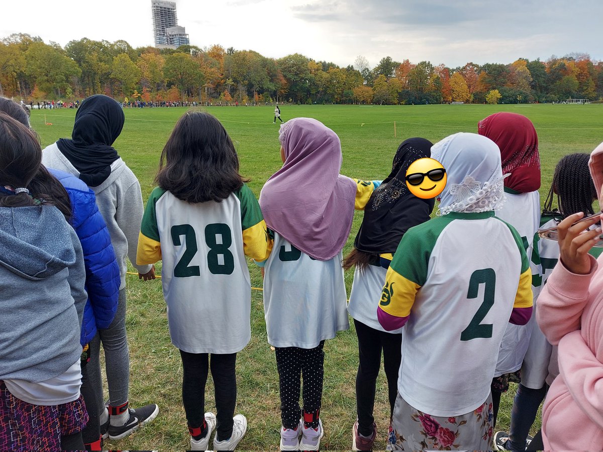 jtyholla's tweet photo. @TDSB_Grenoble running at #crosscountry #TDESSA today! Go Grizzlies Go! Grades 1-6 are pumped up! #letsgoGrizzlies https://t.co/0jdwYE0Hco