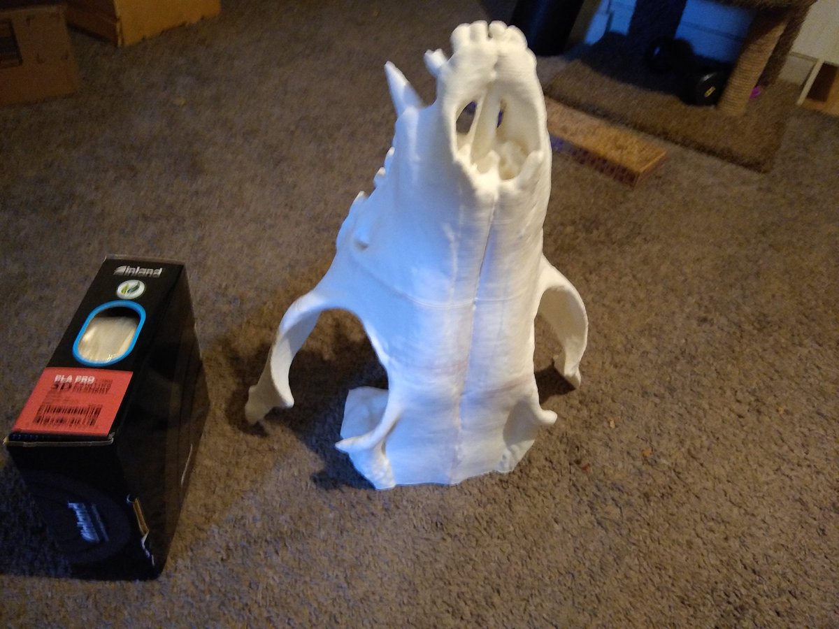 Bangather's tweet photo. Here's another pic of the giant fox skull #3dprinting #Halloween #costume https://t.co/czG4Au5o0P