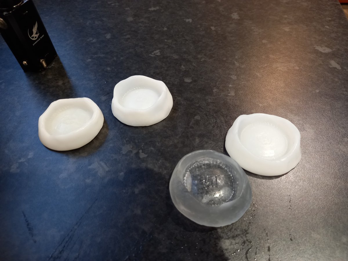 BuzzWirePhotog's tweet image. Why buy when you can make. 
@thermoworxltd #thermoplastic moulded sofa feet flat castors to stop the bare tube feet from ripping the carpets #castors #sofafeet #sofalegs