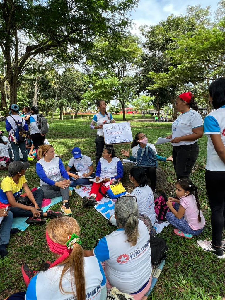 Marianela_PSUV's tweet photo. 2/2 Cerramos con las 3 parroquias de Puerto Ordaz; Cachamay, Unare y Universidad. Con esta actividad completamos las 11 parroquias de Caroní, donde llegamos con el equipo promotor municipal del Congreso de la Nueva Época. @NicolasMaduro @OviedoPSUV #GritoDeResistenciaIndígena https://t.co/PF9IL8Zpsi