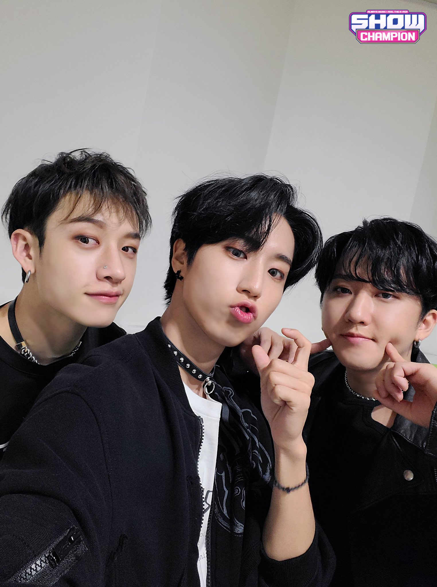 StrayKids 指人形 3RACHA Stray Kids指人形 | TikTok