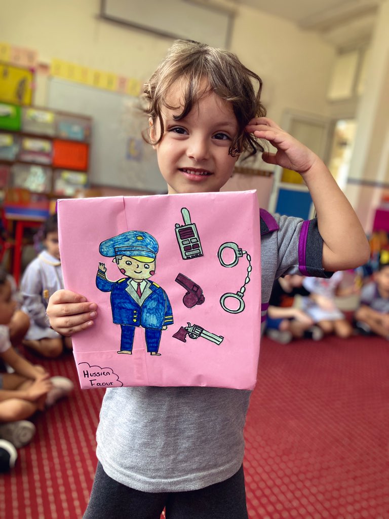souadabughadir's tweet photo. Let’s welcome the cutest community helpers !👩🏽⚕️👮🏼♀️
#community_helpers #community
@makdawhaschool @FThaalby https://t.co/PQvbUkUwDj