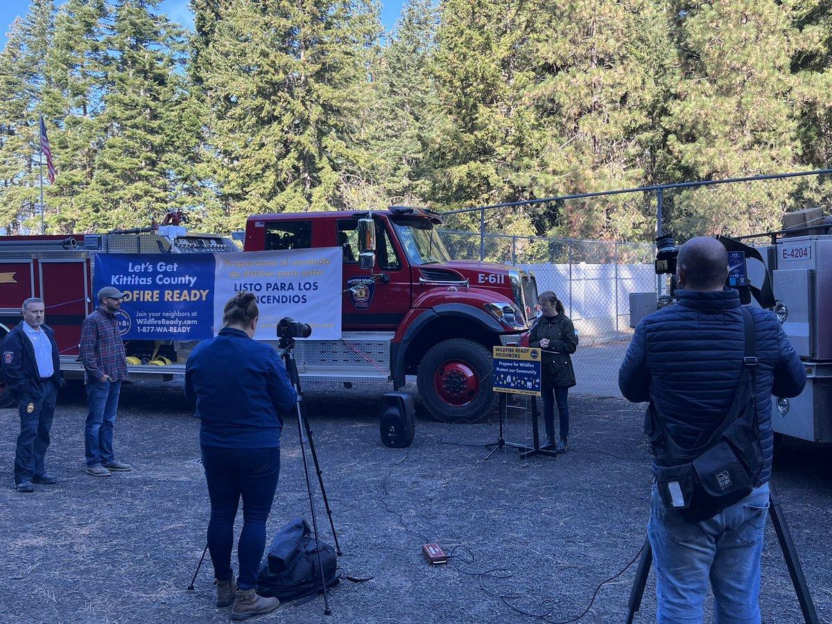 CarloDavis_'s tweet photo. Announcing expansion of the (award-winning!) Wildfire Ready Neighbors wildfire prevention initiative in Kittitas County. 

Free &amp; cost-share programs to protect high-risk communities.

More info for homeowners at https://t.co/N8Ekep5UIy https://t.co/ZXFvlB1eZ2