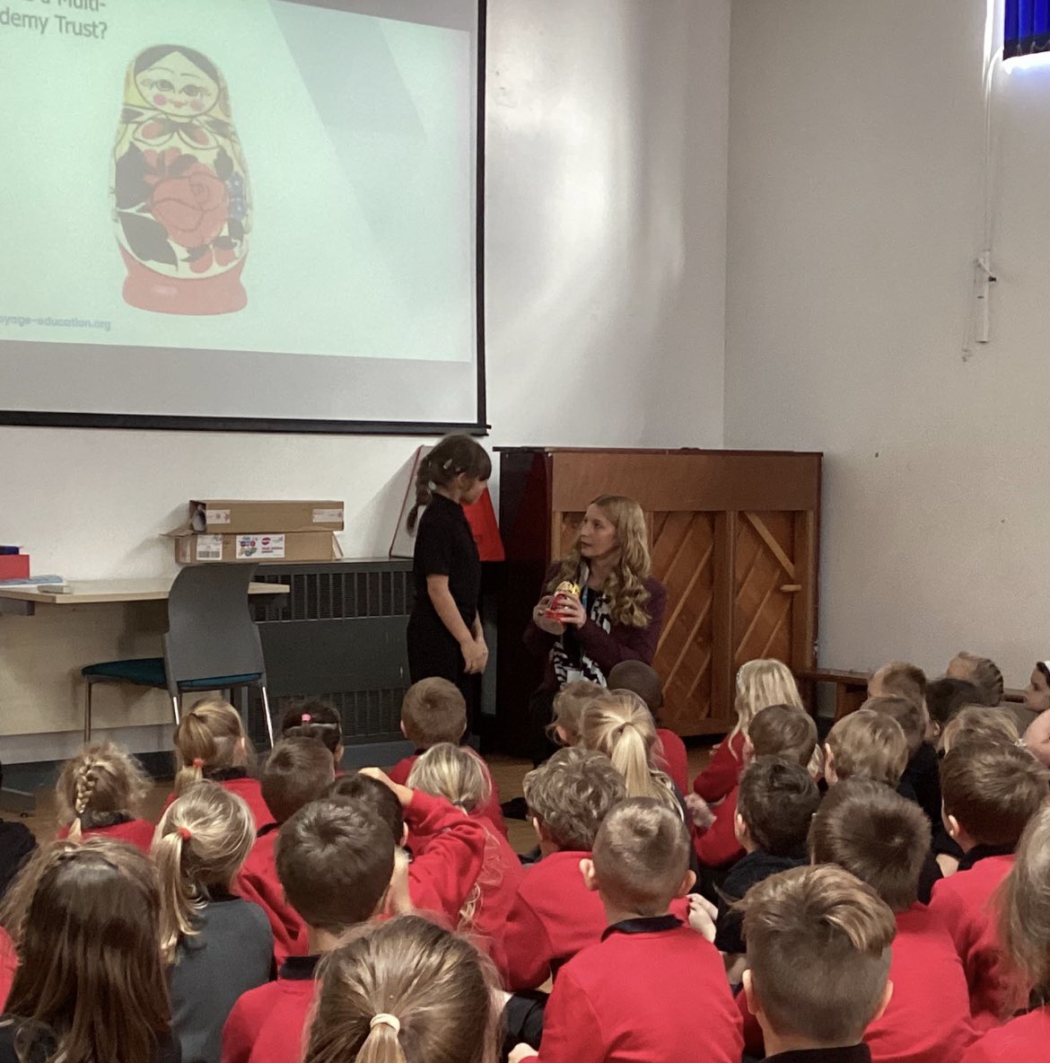 GosbertonAcad's tweet photo. Today saw our CEO @emhadley1 talk to all of our learners about the Voyage Green Promise and all things @VoyageEP - Megan was an exceptional assistant too. #CanWeHelp #EveryoneCanHelp #DoingItTogether https://t.co/BFmzYSDbrF