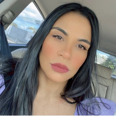 jasmineprez's tweet photo. #NuevaFotoDePerfil https://t.co/pjDbIZuifS