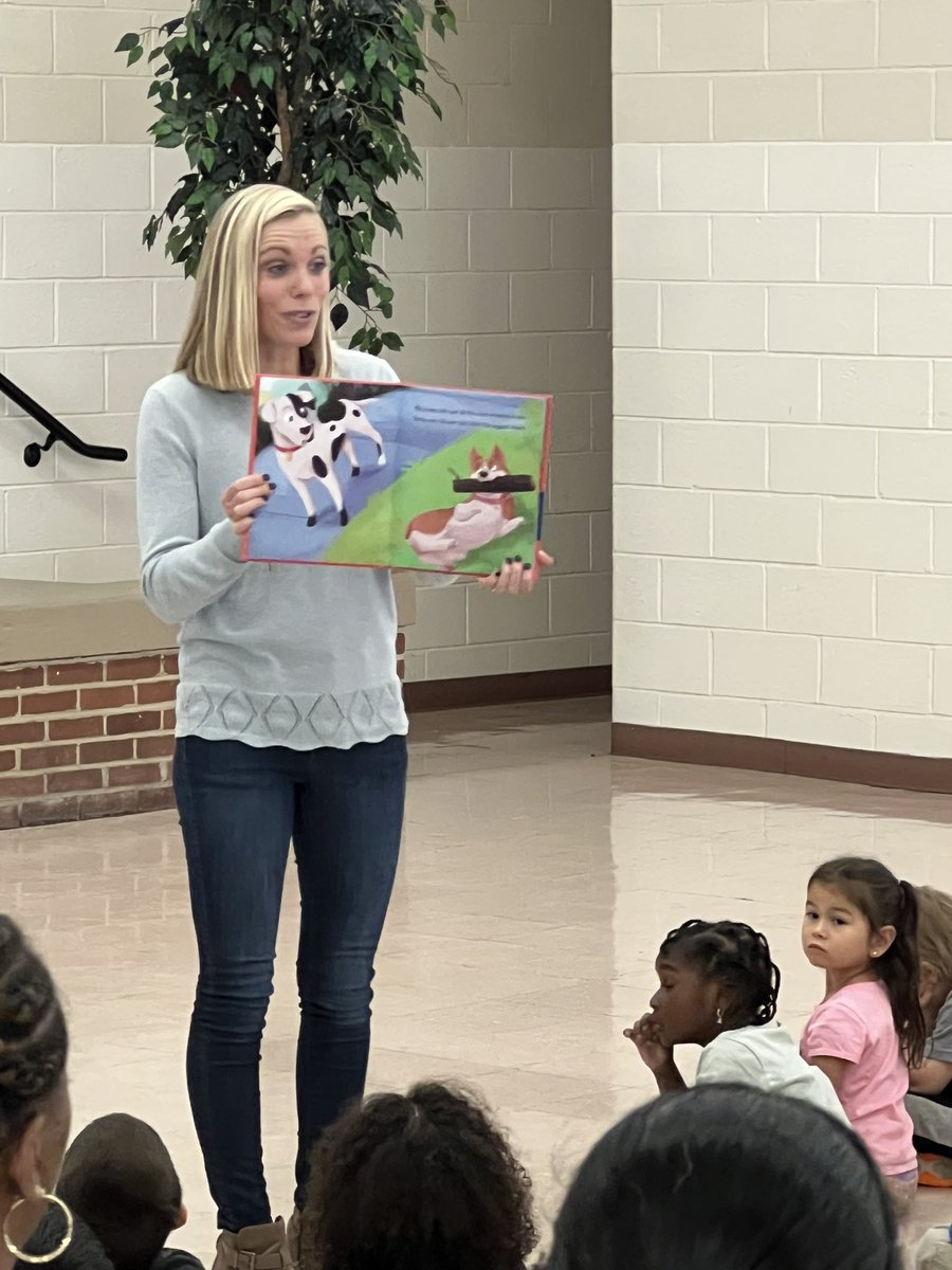MrsAckermanCSC's tweet photo. The Judy Center brought Maryland author Miranda Mittleman to read to our @ihes_braves Pre-K and K classes today. The students loved meeting Weaver and seeing his tricks too! #pawsandthink #iamimportant #communityschool @ccps https://t.co/MchVRUkPvN