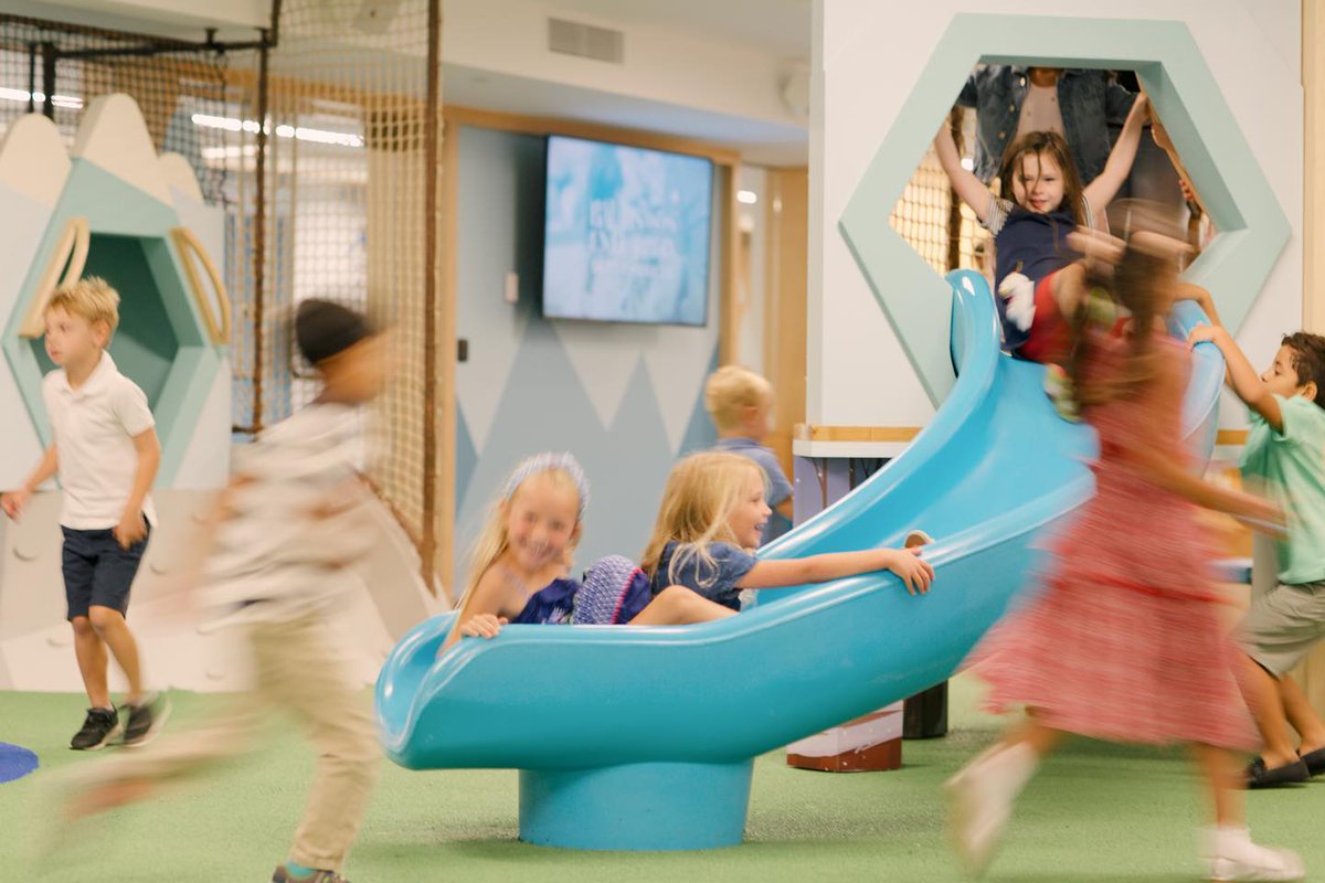 MuseumArts's tweet photo. We are thrilled with our install at Park Cities Baptist Church! The play space offers tons of fun with bright, cheerful colors that embrace the outdoors. #playgrounddesign #churchdesign #playground #playtime #slide #tunnel #bridge #outdoors #colors #dallas https://t.co/Majow38npE