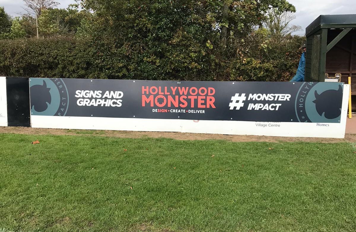 ETFC1968's tweet photo. 🤩 Pitchside advertising boards from our official signage suppliers @hwoodmonster are now in place at The Pavilions 👌

Interested in sponsoring The Earls? Contact: ETFC1968@outlook.com 

#UpTheEarls 👑 #MonsterImpact https://t.co/0OJKpsUVa0