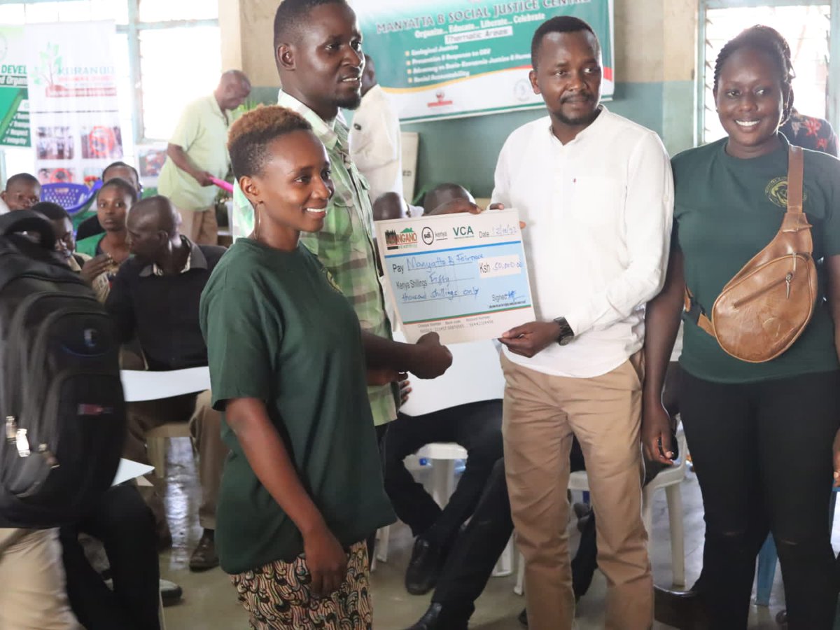 #vcagrantawardceremony
  at kosawo hall.
@manyattabsocialjustice center
@happylifefordevelopment
@muunganowa vijiji