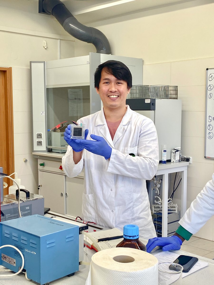 We are just after the first classes on Microbial Fuel Cells technology for the students of Biobased Materials within UE Joint Master Degree <a href="/PWr_Wroclaw/">Politechnika Wrocławska</a>.
It was a pleasure to teach such an enthusiastic group from all over the world :)
#technology #students #Wrocław #PWR