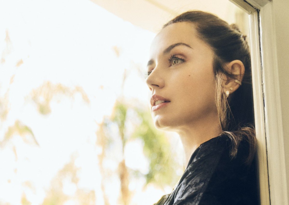 anadearmasdaily's tweet photo. ana de armas for backstage magazine https://t.co/r7ITv9dXQu