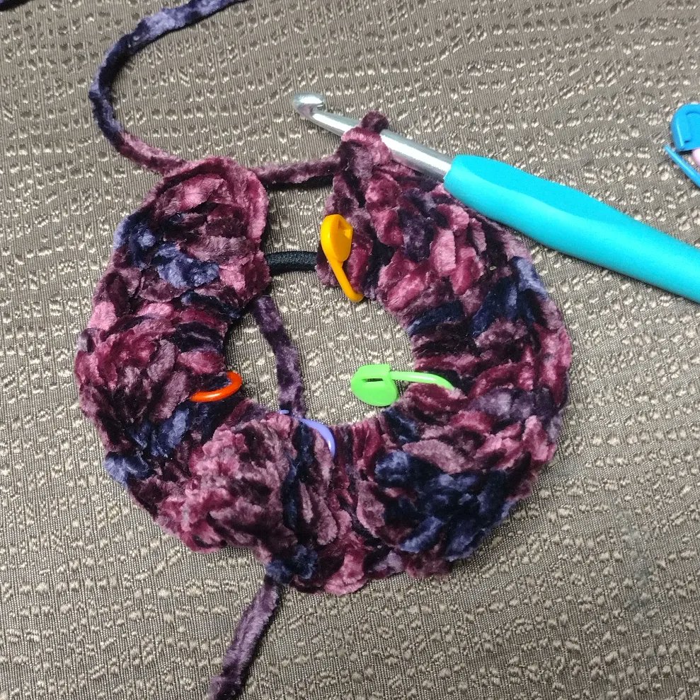handmadebynina's tweet photo. It's Work-in-Progress Wednesday! Show me what you're working on today! 
https://t.co/yWVTBCZgeb

#WorkinProgress #scrunchie #workinprogresswednesday #scrunchies #90snostalgic #90s #crochet #knit #handmade #crafts #SmallBusiness #follo4follo #like4like #share #wednesdaythought https://t.co/FtsqgQZ93D