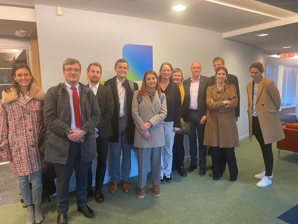 PROFEL_EU's tweet photo. Thank you very much @DirkJacobsEU for exchanging with PROFEL National associations. The sector of preserved fruit and vegetables is ready to contribute to the transition towards sustainable food systems 🌱 https://t.co/9yzvqSx8Kk