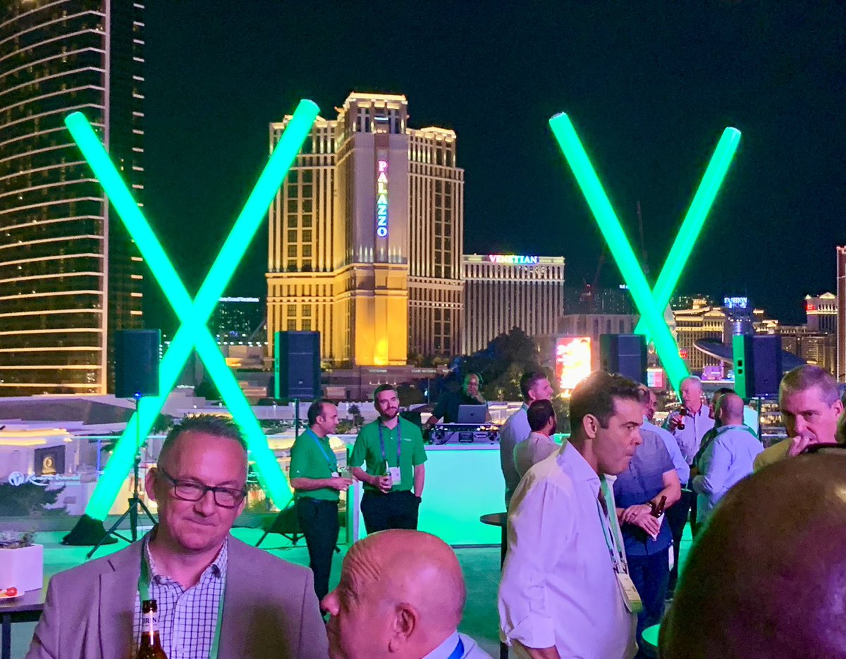 cwhiteinsights's tweet image. Cool opening reception for the #InnovationSummit but I can’t figure out how to get one of the @SchneiderNA green polos yet so I have some work to do today