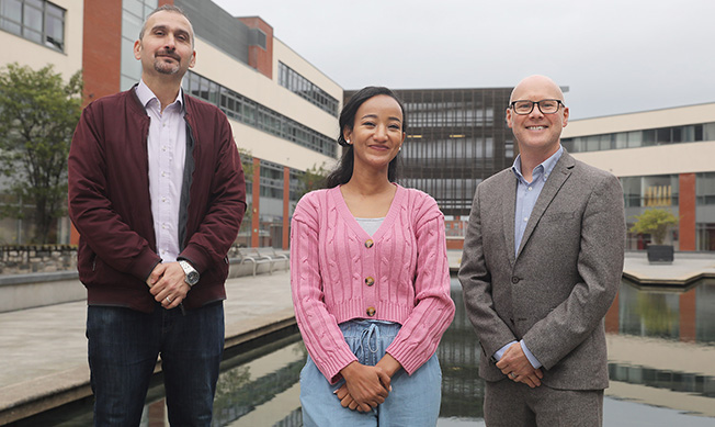 bfastmet's tweet photo. We're delighted to announce the recipients of the first Sanctuary Scholarship Award.

Our congratulations go to Mr Jasim Muthanna and Miss Ghada Osman who will each receive the Scholarship to cover their course fees for 2022/23.

Find out more - https://t.co/67NWyJk6P1 https://t.co/kSGzydPQpI