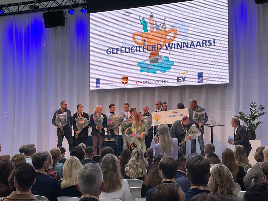 Het Oranje Handelmissiefonds (#OHMF) helpt ondernemers hun exportdroom waarmaken. Vandaag zijn de 10 winnaars bekend gemaakt. Zij krijgen een jaar lang hulp om voet aan de grond te krijgen in het buitenland.

rvo.nl/subsidies-fina…