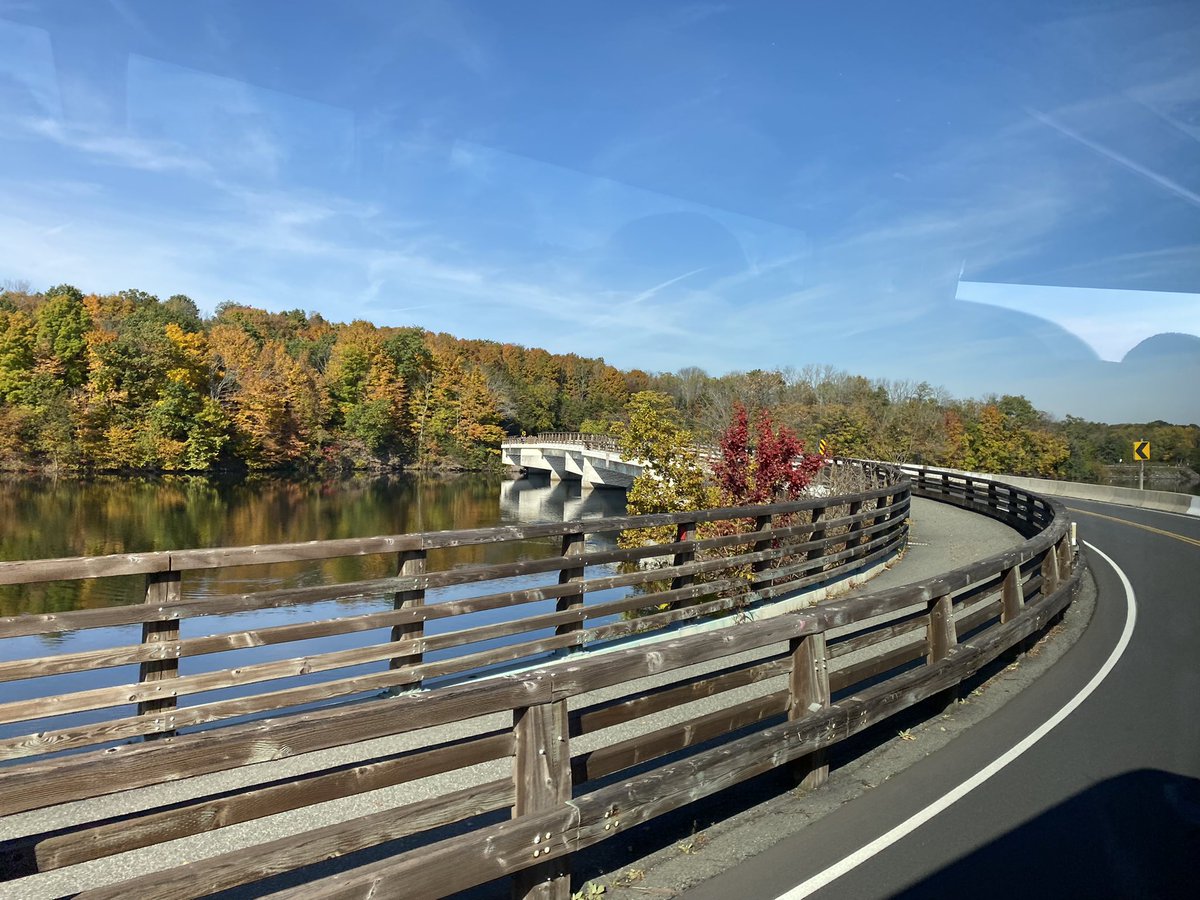 NKlineMcM's tweet photo. A beautiful tour of great things in Montgomery County this morning, including Green Lane Park, with @MontCoPlanning https://t.co/ZcrD45QXn0