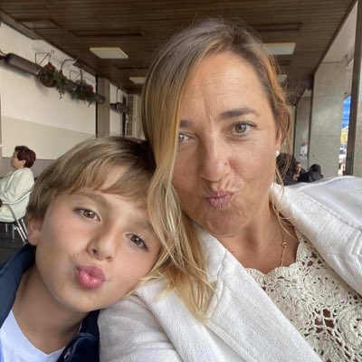 AinaraU's tweet photo. #NuevaFotoDePerfil https://t.co/2kt30y3Bu1