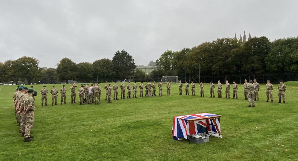 Commando Training tweet media