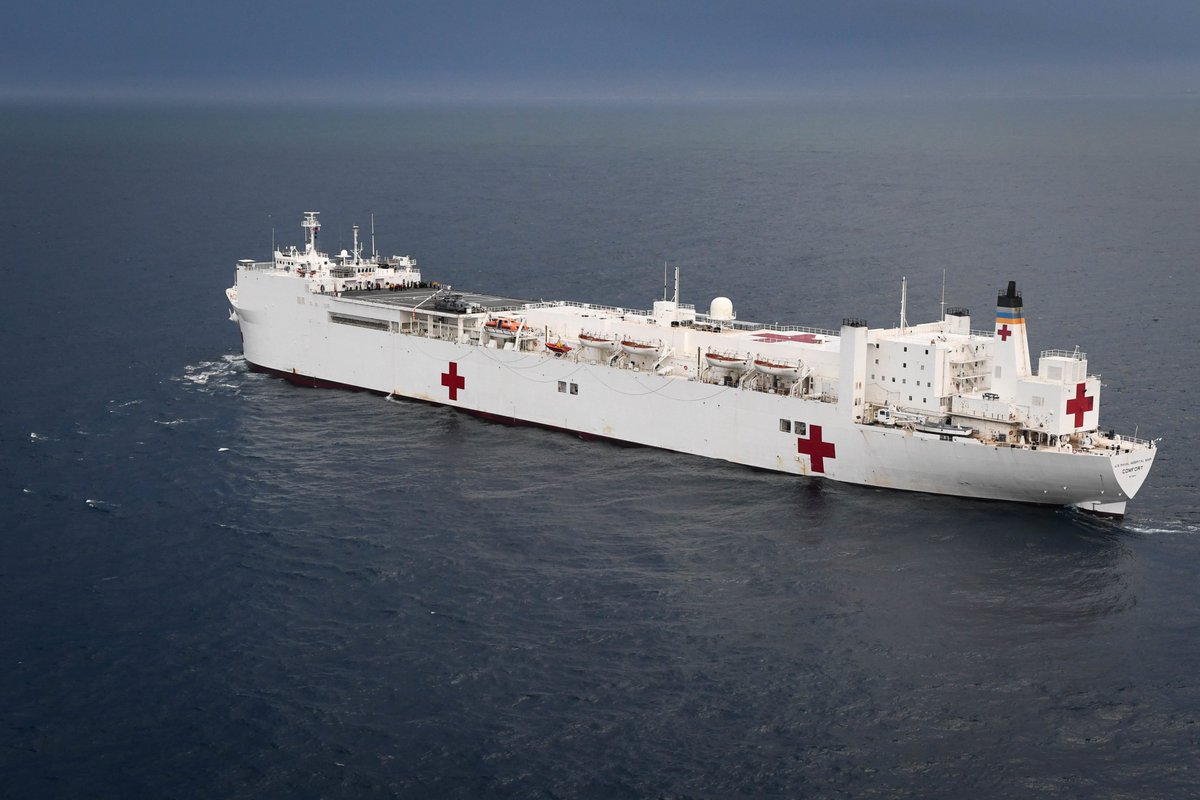 dvidshub.net/news/431061/co… @MSCSealift hospital ship USNS Comfort (T-AH 20) prepares for Continuining Promise 22 this fall in the @Southcom area of operations.