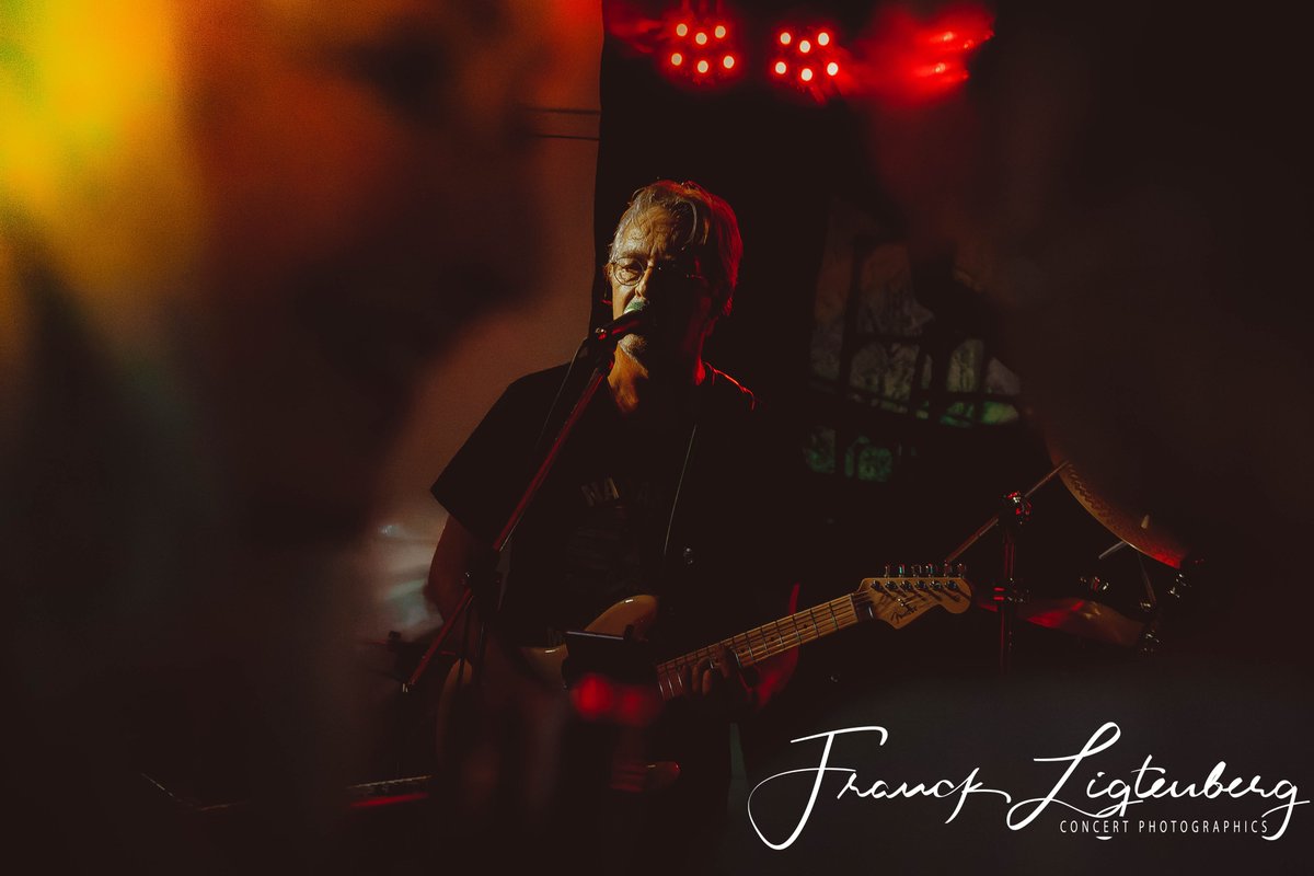 FranckLigtPics's tweet photo. Little Impression of ......Stepping Stone 1978 .. Live at Fermerie...A Rockin Performance

#tour #musicians #musiclife #stage
#festival #concertphotography #popmusic #vocals  #gig  #liveband #liveperformance #steppingstone1978 #fermerie https://t.co/UMDMEP8qqL
