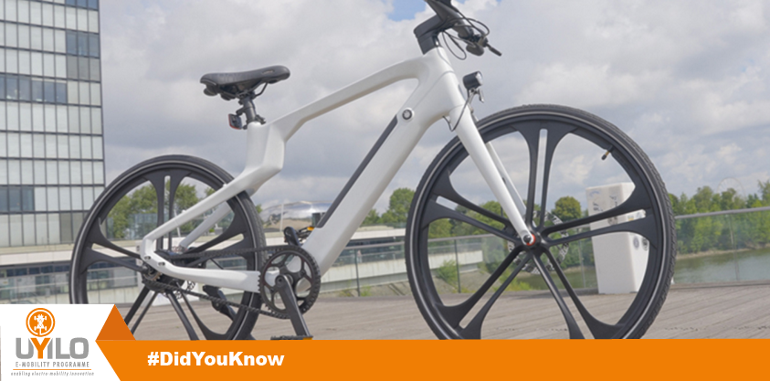 uYiloZA's tweet photo. #DidYouKnow Latest in carbon fibre #eBikes sees the 19kg #BladeOne introduced by @IOeMobility, fitted with a 250W motor, 5 levels of #PedalAssist, max torque of 48Nm, a 36V, 10Ah battery & claimed 100km range. More at @InsideEVs. #uYilo #EV #eMobility
https://t.co/81CTmZzyyF https://t.co/sZV75MDDhx