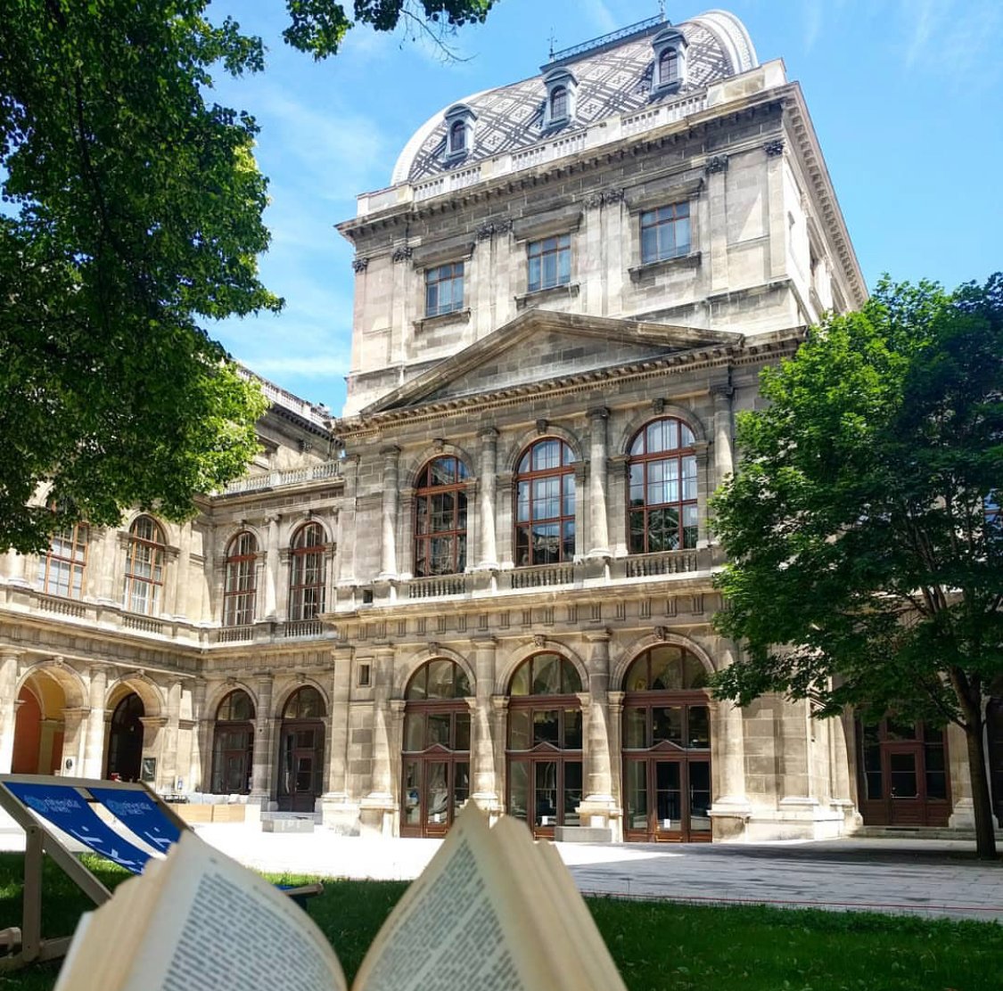 Dr. Stefan Schulreich tweet media